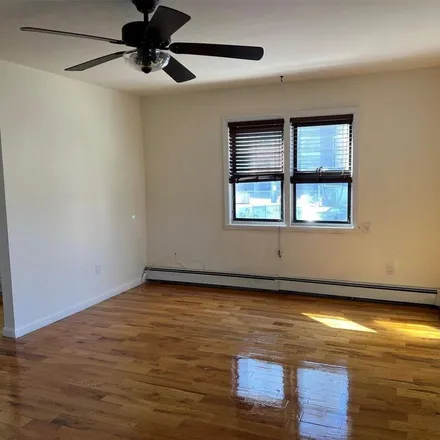 Image 3 - 65 West Broadway, City of Long Beach, NY 11561, USA - Apartment for rent