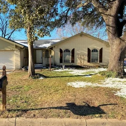 Rent this 3 bed house on 7312 Marlborough Drive West in Lytle, Fort Worth