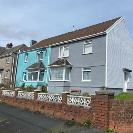 Buy this 3 bed duplex on Lluest in Ystradgynlais, SA9 1HT
