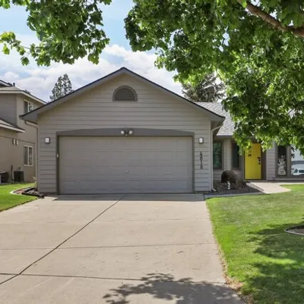 Buy this 3 bed house on East 49th Avenue in Spokane, WA 99223
