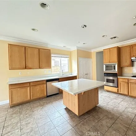 Image 3 - 16122 Stone Ridge Lane, La Cuesta Fontana, Fontana, CA 92336, USA - House for rent