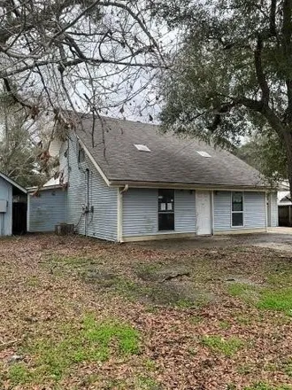 Image 2 - 27439 Charlotte St, Lacombe, Louisiana, 70445 - House for sale