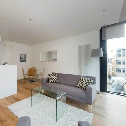 Image 5 - 5 Simpson Loan, City of Edinburgh, EH3 9GZ, United Kingdom - Apartment for rent