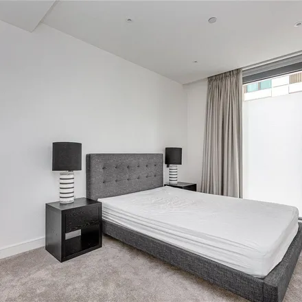 Image 4 - Bowden House, 9 Prince of Wales Drive, Nine Elms, London, SW11 4FT, United Kingdom - Apartment for rent