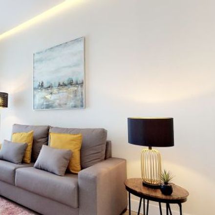 Rent this 3 bed apartment on Calle de Fuencarral in 148, 28010 Madrid