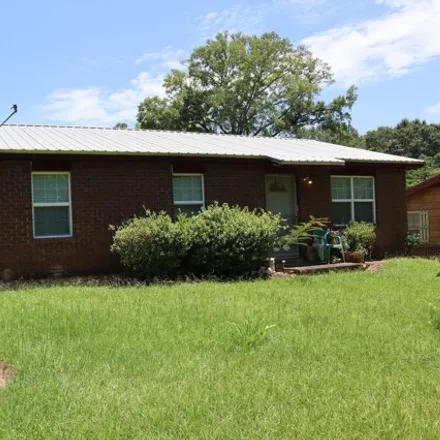 Image 2 - 21 Spruce Avenue, Bassfield, Jefferson Davis County, MS 39421, USA - House for sale