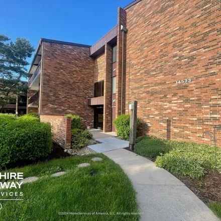 Buy this 1 bed condo on 14599 Sussex Avenue in Oak Forest, IL 60452