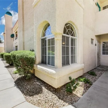Image 1 - 2201 Wigwam Parkway, Henderson, NV 89074, USA - Condo for rent