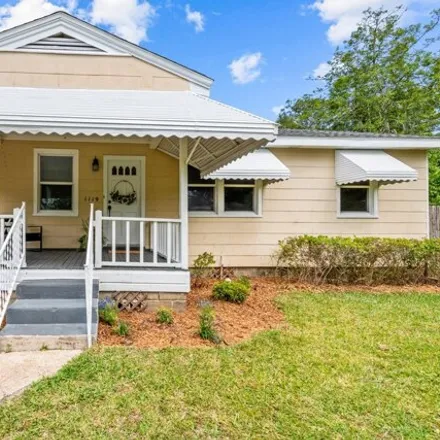 Buy this 3 bed house on 1119 Scotten Road in Jacksonville, FL 32205