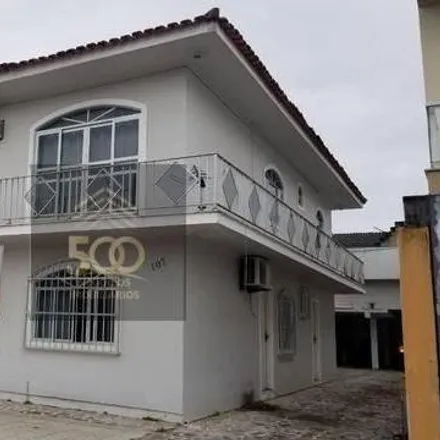 Buy this 5 bed house on Rua Antônio Jacinto de Melo in Forquilhinha, São José - SC
