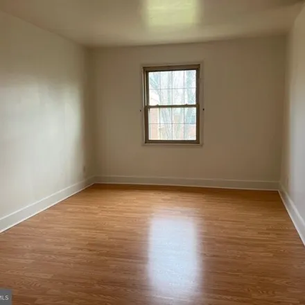 Image 6 - 6014 Westchester Park Drive, Hyattsville, MD 20740, USA - Condo for sale