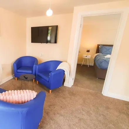 Image 6 - Stroud, GL5 4AL, United Kingdom - Apartment for rent