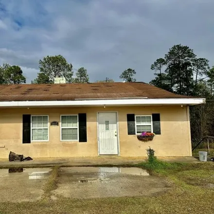 Buy this 3 bed house on 1199 South Main Street in Emanuel County, GA 30401
