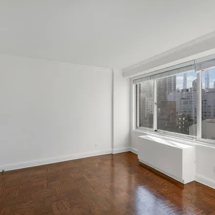 Rent this 3 bed apartment on 1285 2nd Avenue in New York, NY 10065