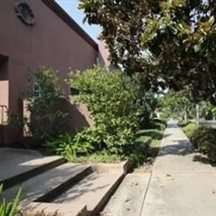 Rent this 2 bed townhouse on 128 Cuesta Dr Unit 5 in Los Altos, California