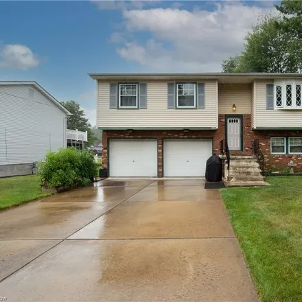 Buy this 3 bed house on 124 Massachusetts Avenue in Boardman, OH 44514
