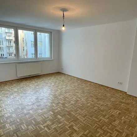 Rent this 1 bed apartment on Wiener Wohnen in Billrothstraße, 1190 Vienna