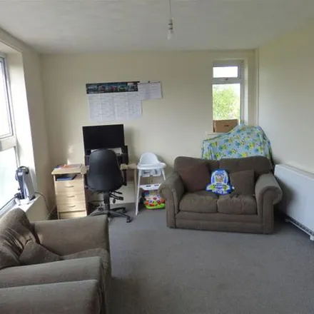 Image 7 - unnamed road, Little Sodbury, BS37 6QD, United Kingdom - Apartment for rent