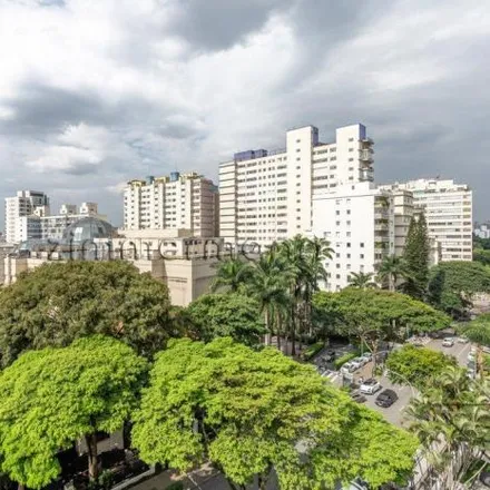 Buy this 3 bed apartment on Avenida Higienópolis 701 in Higienópolis, São Paulo - SP