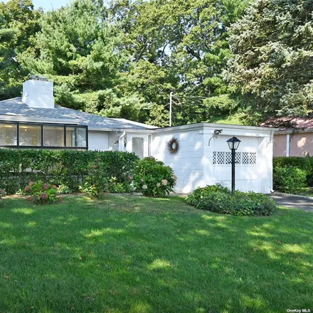 Image 2 - 9 Wellington Road, Greenvale, North Hempstead, NY 11548, USA - House for sale