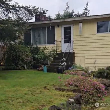 Buy this 3 bed house on 26623 170th Avenue Southeast in Covington, WA 98042