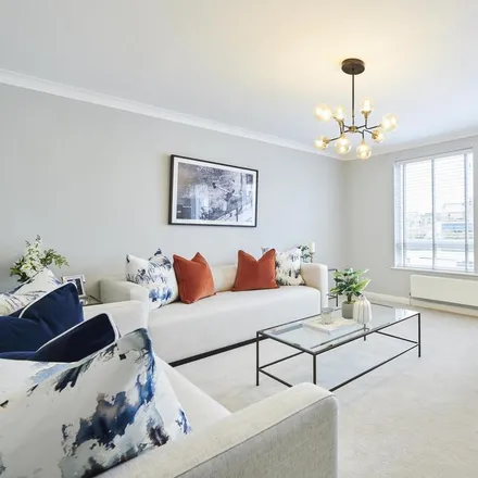 Image 2 - 295-301 Brompton Road, London, SW3 2DY, United Kingdom - Apartment for rent