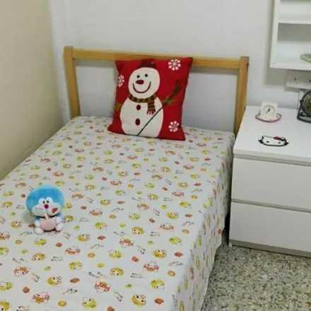 Rent this 1 bed room on 75 Telok Blangah Drive in Singapore 100075, Singapore