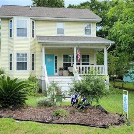 Buy this 4 bed house on 1682 2nd Avenue in Tybee Island, Chatham County