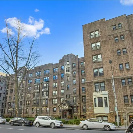 Image 5 - 235 Martine Avenue, City of White Plains, NY 10601, USA - Apartment for rent