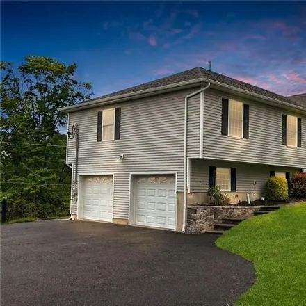 Buy this 3 bed house on 1 Tollhouse Court in Balmville, Newburgh