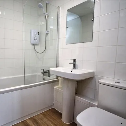 Image 3 - Eastmead, Marston Road, Horsell, GU21 3BQ, United Kingdom - Apartment for rent