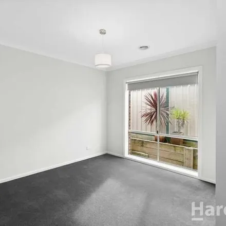 Image 7 - Horwood Drive, Mount Clear VIC 3350, Australia - Apartment for rent