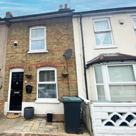 Rent this 2 bed townhouse on Mead Road in Gravesend, DA11 7PP