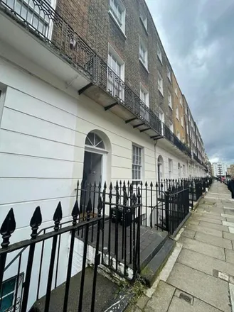 Rent this studio apartment on 152 Gloucester Place in London, NW1 6DX