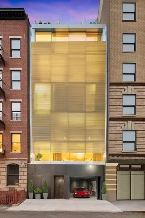 Image 1 - 217 West 20th Street, New York, NY 10011, USA - Townhouse for sale