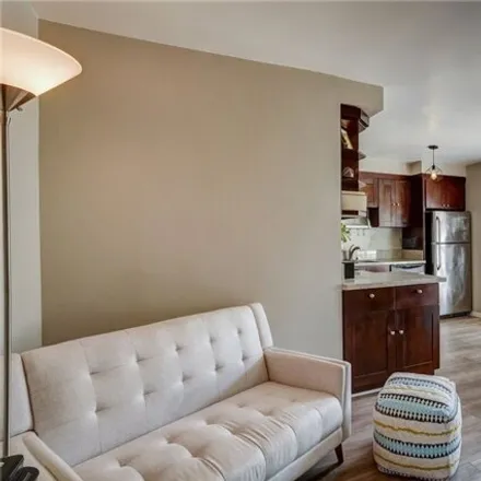 Image 2 - 1798 North Fuller Avenue, Los Angeles, CA 90046, USA - Condo for sale