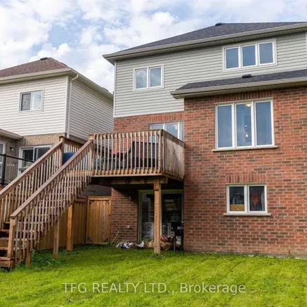 Image 5 - 87 Daiseyfield Avenue, Clarington, ON L1E 2G9, Canada - Apartment for rent