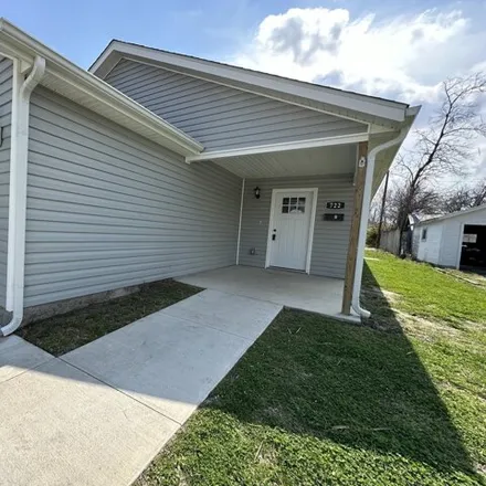 Buy this 3 bed house on 762 West Daugherty Street in Webb City, MO 64870