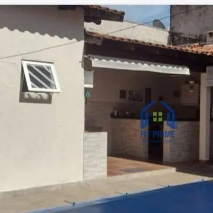 Buy this 2 bed house on Rua Guatemala in Vila Nossa Senhora de Fátima, São José do Rio Preto - SP