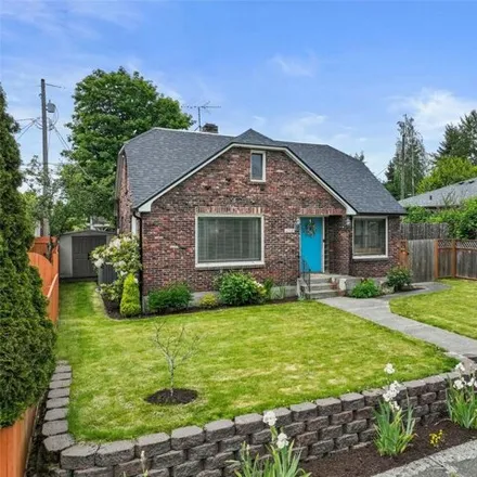 Buy this 4 bed house on 1846 South Oakes Street in Tacoma, WA 98405