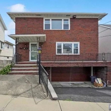 Rent this 1 bed house on 444 Thomas Avenue in Lyndhurst, NJ 07071