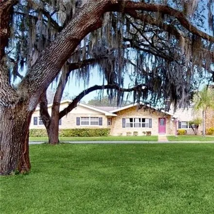 Buy this 4 bed house on 2520 El Rancho Drive in Leesburg, FL 34748