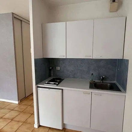 Rent this 1 bed apartment on 28 Rue du Chaney in 73000 Chambéry, France