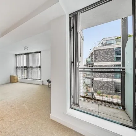 Rent this studio apartment on M&S Foodhall in 2a Balham Hill, London