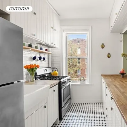 Image 5 - 702 45th St Apt 3i, Brooklyn, New York, 11220 - Apartment for sale