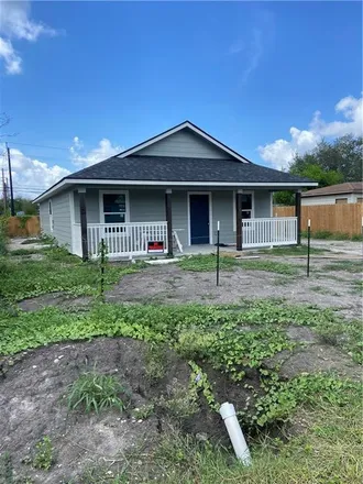 Buy this 3 bed house on 4846 Franklin Drive in Corpus Christi, TX 78415