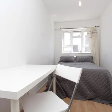 Rent this 6 bed apartment on Ashcombe House in Grace Street, Bromley-by-Bow