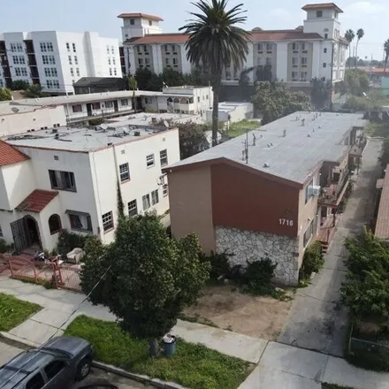 Image 2 - 1694 Locust Avenue, Long Beach, CA 90813, USA - House for sale