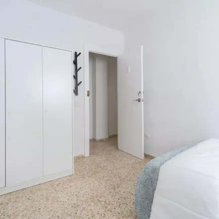 Rent this 4 bed apartment on Calle Lope de Vega in 12080 Castelló de la Plana, Spain