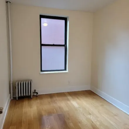Image 3 - 180 Borinquen Place, New York, NY 11211, USA - Apartment for rent